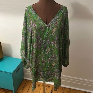 Amrita Singh one size 100% silk tunic